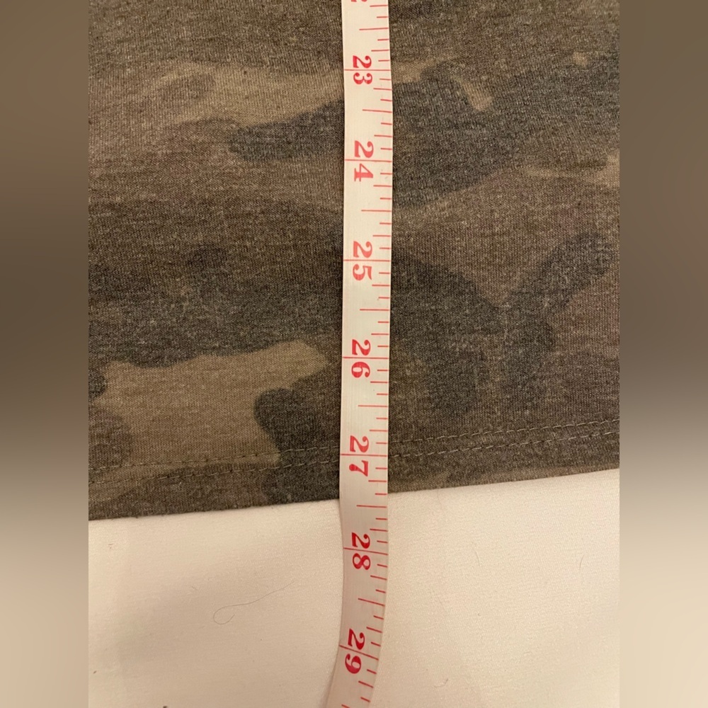 Misia Curvy size 1X tiger camo shirt - Picture 10 of 10
